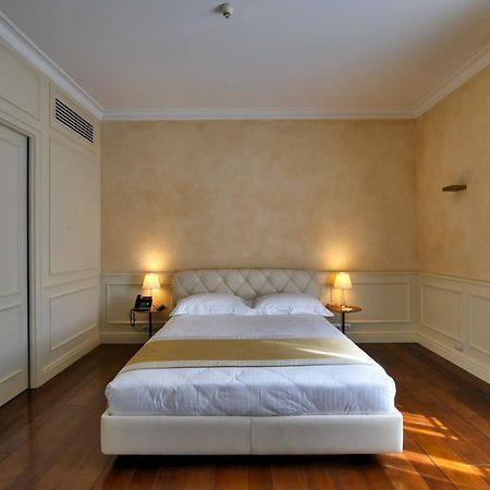 Hotel Rua Frati 48 In San Francesco Модена Экстерьер фото