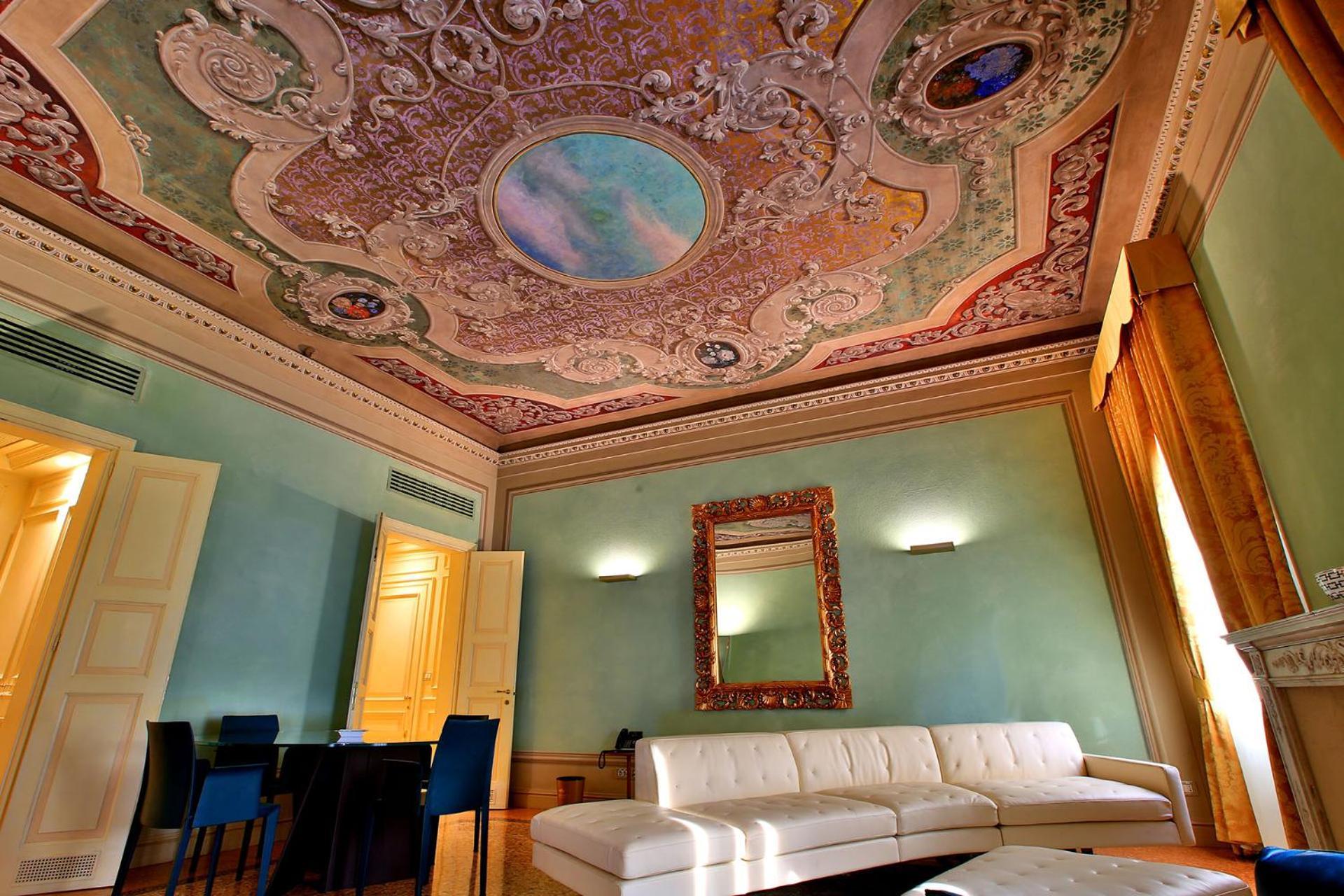 Hotel Rua Frati 48 In San Francesco Модена Экстерьер фото