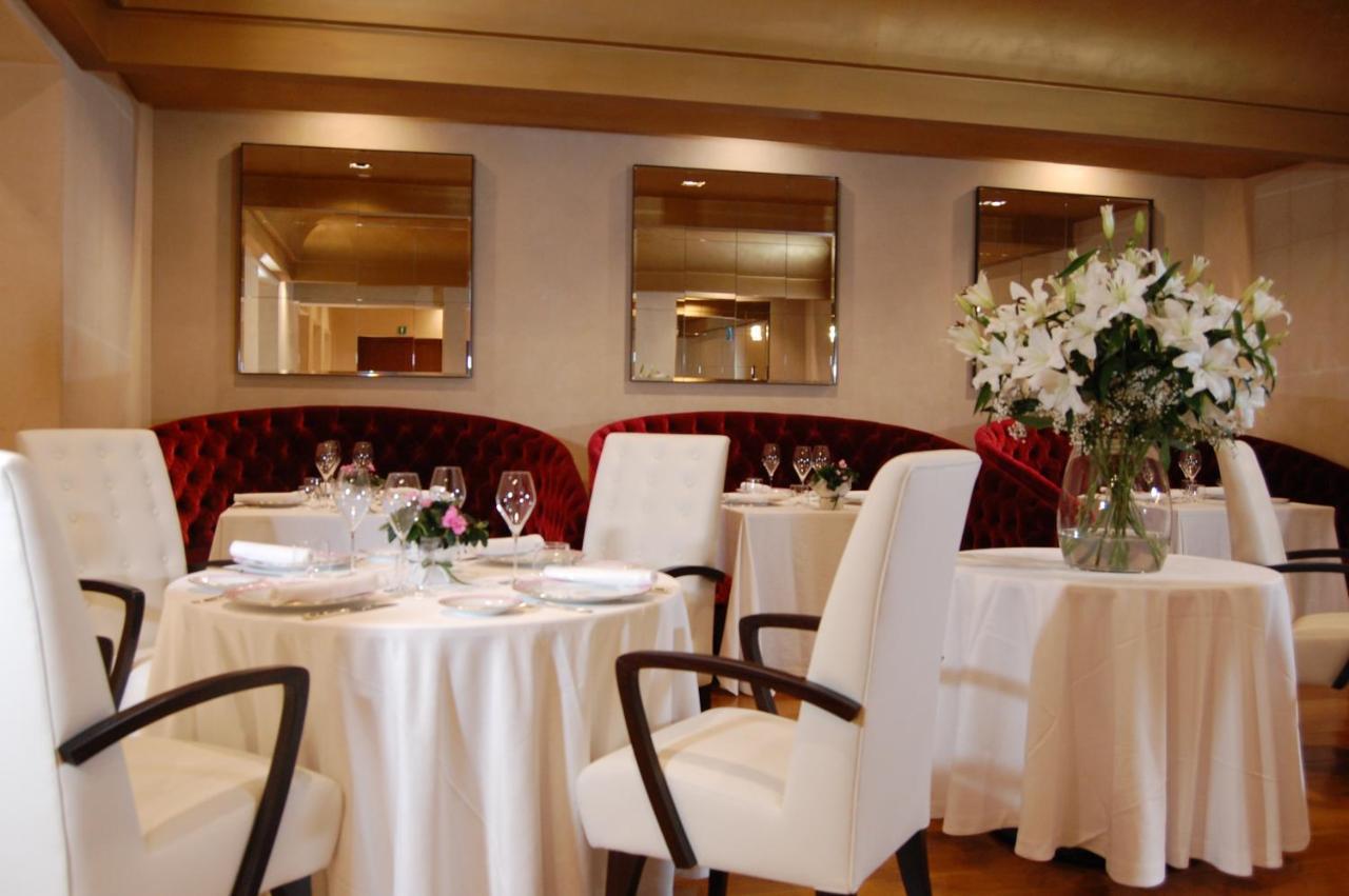 Hotel Rua Frati 48 In San Francesco Модена Экстерьер фото