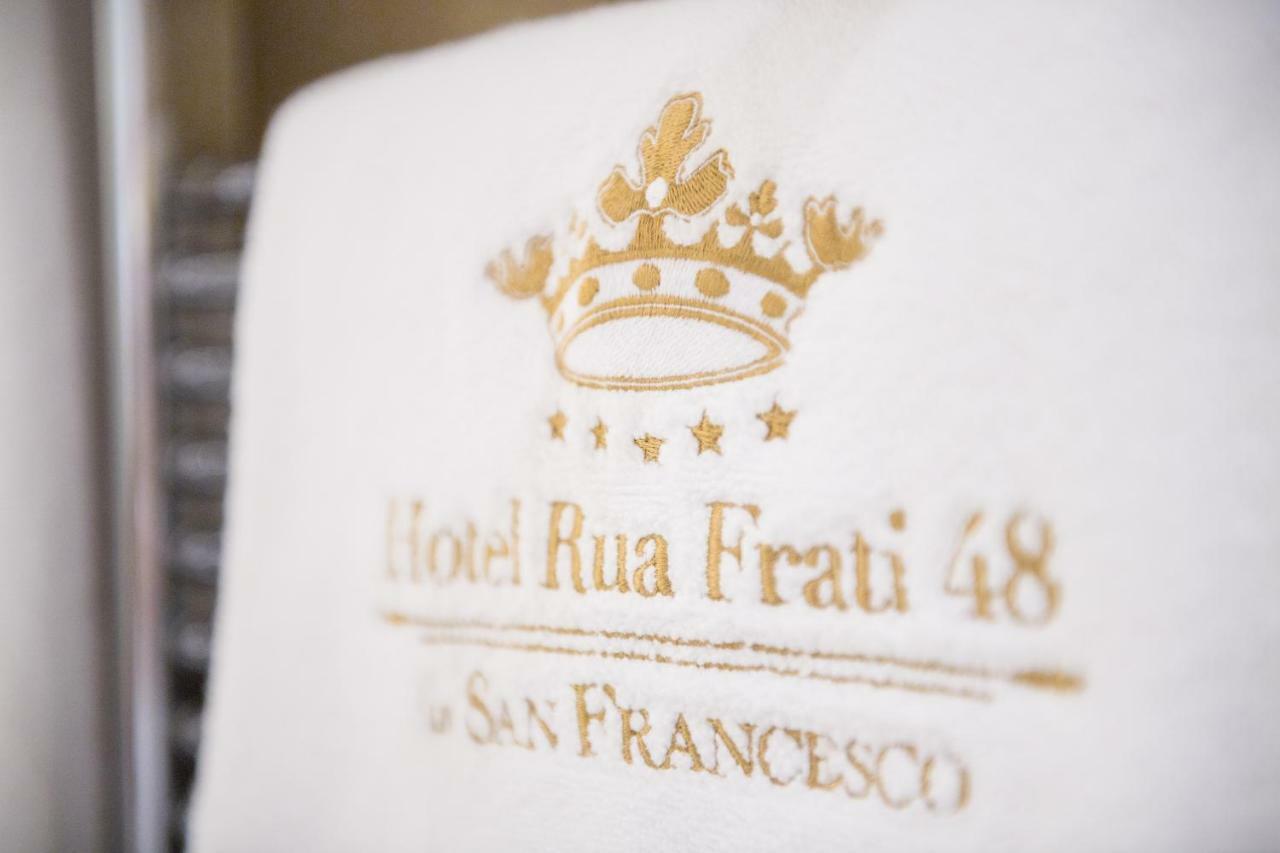 Hotel Rua Frati 48 In San Francesco Модена Номер фото